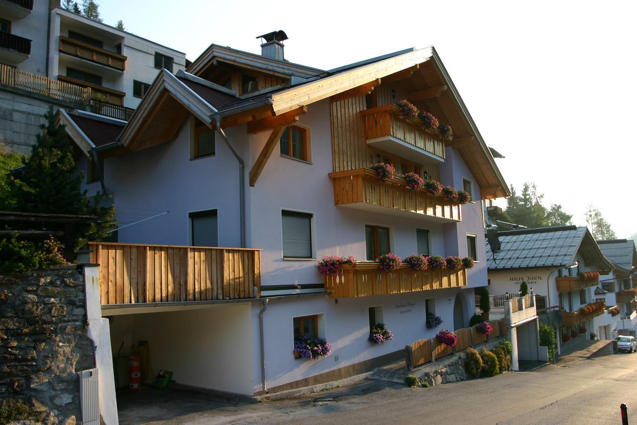 Landhaus Flunger Sankt Anton am Arlberg Exterior foto